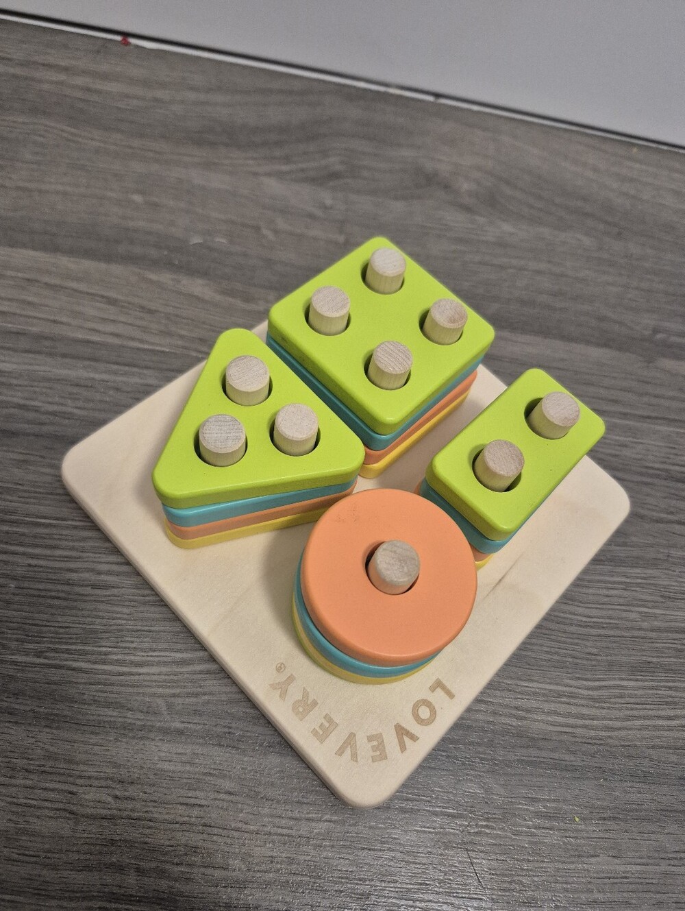 Lovevery Sort & Stack Peg Puzzle